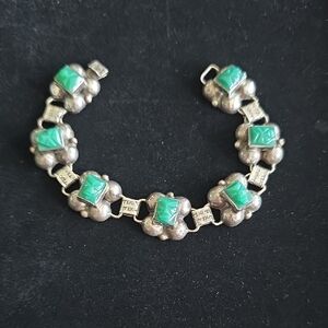 Vintage Sterling Silver And Green Onyx Mexican Warrior  Women's Bracelet